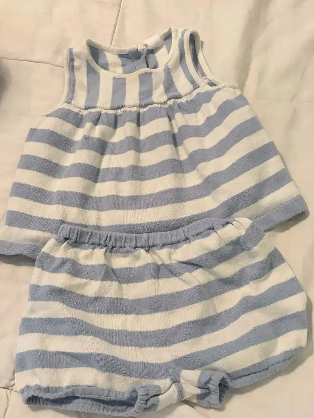 GAP baby piece